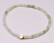 Lade das Bild in den Galerie-Viewer, Armband Jade