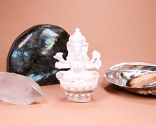 Lade das Bild in den Galerie-Viewer, Figur Ganesha aus Polyresin