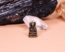Lade das Bild in den Galerie-Viewer, Figur Ganesha Messing Mini