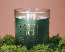 Lade das Bild in den Galerie-Viewer, Candle GREEN WITCH
