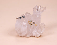 Lade das Bild in den Galerie-Viewer, Ring Karma Topas blau Gold