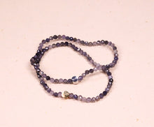 Lade das Bild in den Galerie-Viewer, Armband Iolith