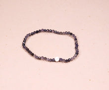 Lade das Bild in den Galerie-Viewer, Armband Iolith