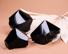 Lade das Bild in den Galerie-Viewer, Obsidian Spitze anpoliert