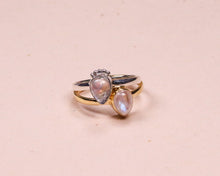 Lade das Bild in den Galerie-Viewer, Ring Tara Mondstein Gold