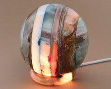 Lade das Bild in den Galerie-Viewer, Lampe Onyx Kugel