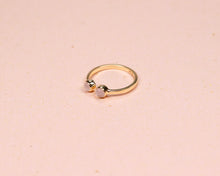 Lade das Bild in den Galerie-Viewer, Ring Karma Mondstein Gold
