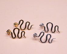 Lade das Bild in den Galerie-Viewer, Ohrringe Serpent Gold