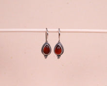 Lade das Bild in den Galerie-Viewer, Ohrringe Soulfire Silber