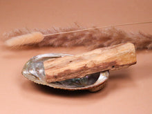Lade das Bild in den Galerie-Viewer, Palo Santo Holz