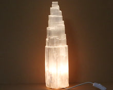 Lade das Bild in den Galerie-Viewer, Lampe Selenit Wasserfall