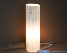 Lade das Bild in den Galerie-Viewer, Lampe Selenit Zylinder