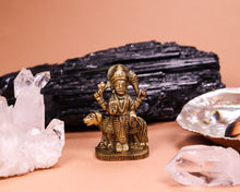 Lade das Bild in den Galerie-Viewer, Figur Shani Messing