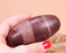 Lade das Bild in den Galerie-Viewer, Shiva Lingam
