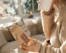 Lade das Bild in den Galerie-Viewer, Tea Blend Bag ROOT