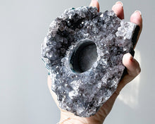 Lade das Bild in den Galerie-Viewer, Amethyst Stufe Teelicht