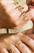 Lade das Bild in den Galerie-Viewer, Ring Tara Peridot Gold