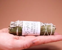 Lade das Bild in den Galerie-Viewer, Räucherbündel Weißer Salbei & Eukalyptus