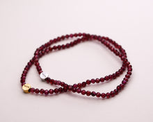 Lade das Bild in den Galerie-Viewer, Armband Granat