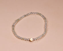 Lade das Bild in den Galerie-Viewer, Armband Prehnit