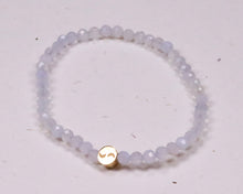 Lade das Bild in den Galerie-Viewer, Kinderarmband Chalcedon blau
