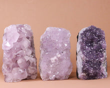 Lade das Bild in den Galerie-Viewer, Lampe Amethyst Druse
