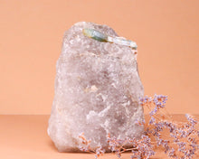 Lade das Bild in den Galerie-Viewer, Aquamarin in Quarz Unikat

