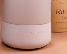 Lade das Bild in den Galerie-Viewer, Ritual Cup TRUST THE UNIVERSE
