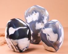 Lade das Bild in den Galerie-Viewer, Sardonyx Unikat
