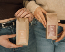 Lade das Bild in den Galerie-Viewer, Tea Blend Bag ROOT
